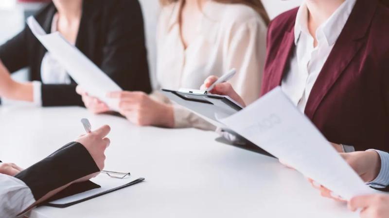Миннауки опубликовало контакты приёмных комиссий зарубежных вузов в Казахстане